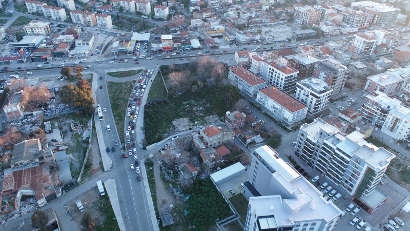 Karşıyaka’da trafiği rahatlatacak üst geçit projesi
