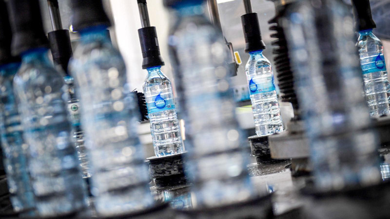 İzmir’in şaşal suyu yeni tasarımıyla satışta