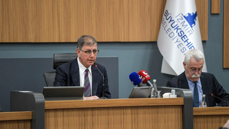 İzmir Büyükşehir Meclisi’nde vakıflar tartışması