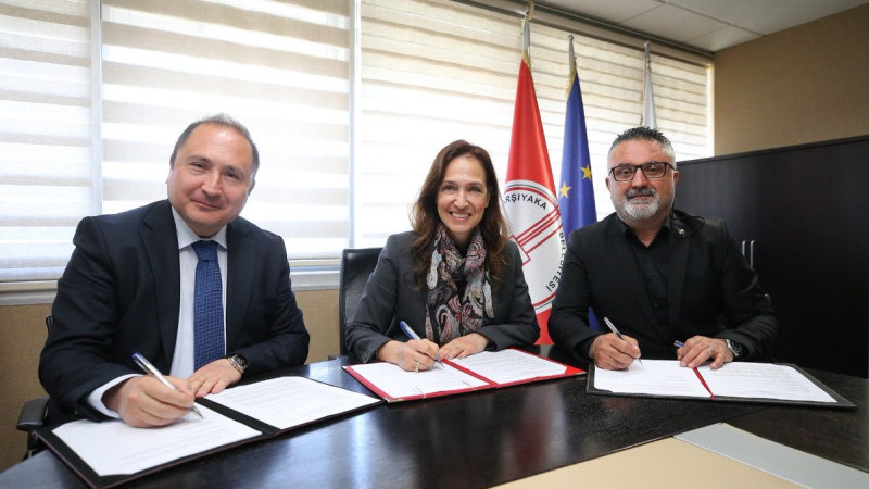 AK Partili İnan’dan Karşıyaka Belediyesi’nin eğitim hamlesine tam destek