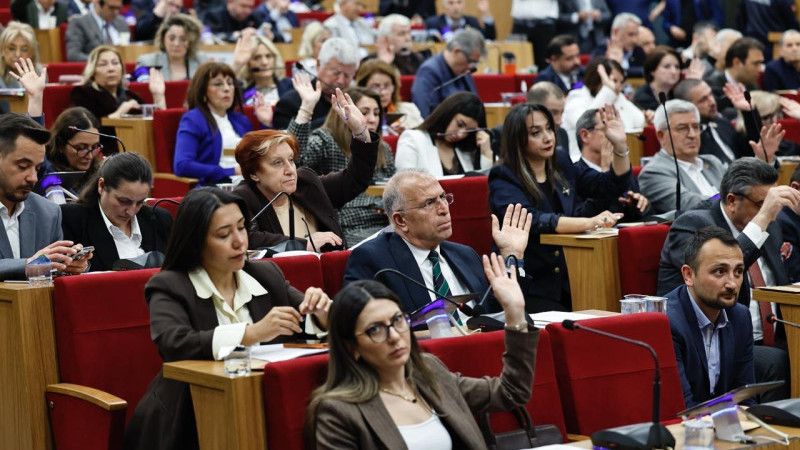 Büyükşehir Meclisinde 