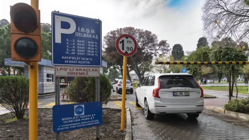 İzmirli gazetecilere otopark müjdesi!
