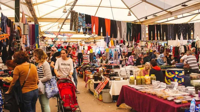 Tartışmalar sona erdi: Karşıyaka tekstil pazarı açılıyor!