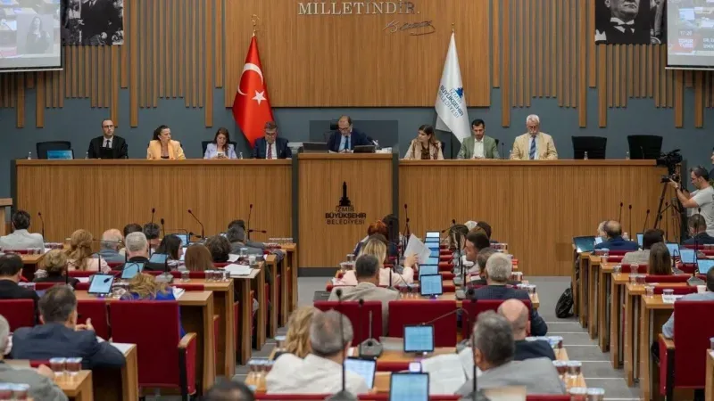 İZBAN’dan Çiğliye çifte müjde: Yeni istasyonlar için tarih verildi!
