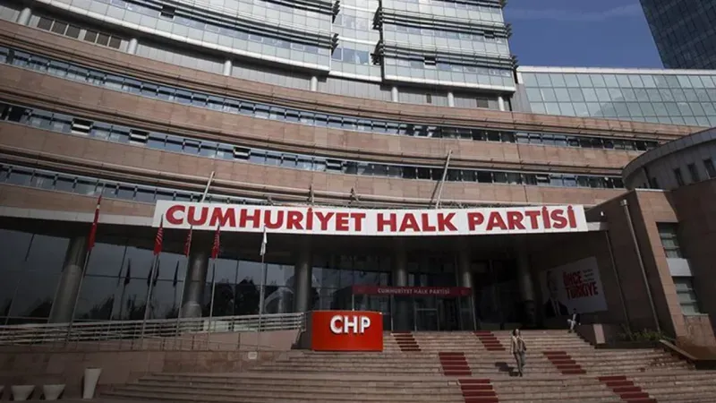 CHP'de büyük çatlak: 9 milletvekili içn kesin ihraç istemi!