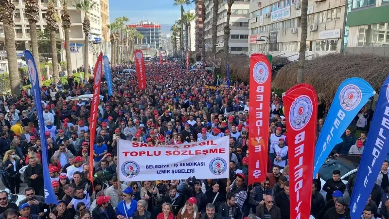 İZDOĞA ve İZSU’da TİS düğümü çözülemedi: Sendika sahaya iniyor!
