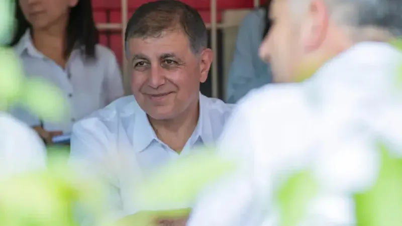 İzmir’de 70 yıllık gelenek yıkıldı! Cemil Tugay bağımsız olarak devam edecek