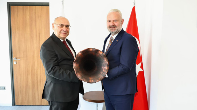 Menemen’de doğalgaz seferberliği: Başkan Pehlivan müjdeyi verdi!