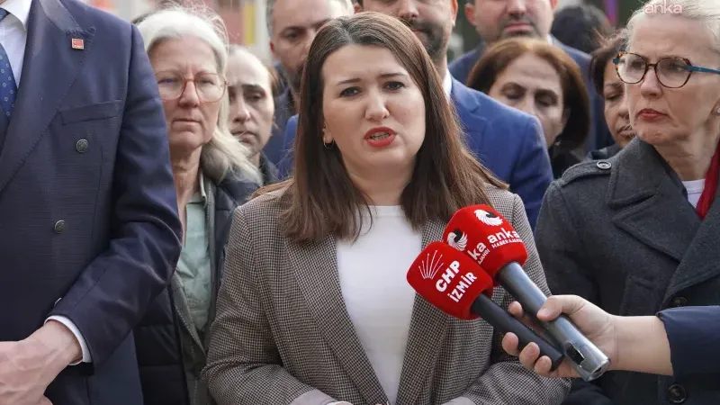 İzmir milletvekili Gökçe Gökçen, YENİ Parti’nin yol haritasını açıkladı: 