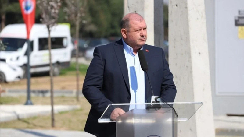 Tutuklanan Menderes Belediye Başkanı İlkay Çiçek CHP’den istifa etti