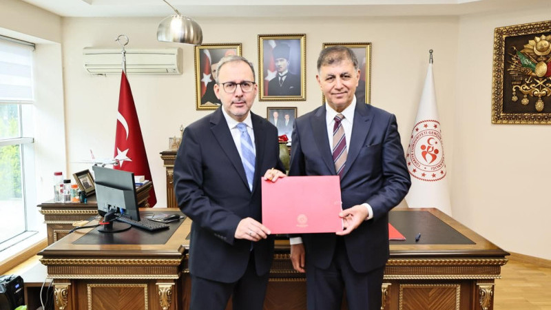 Kasapoğlu ve Tugay görüştü: Engelsiz Yaşam Köyü’ndeki servis sorunu çözüme kavuştu