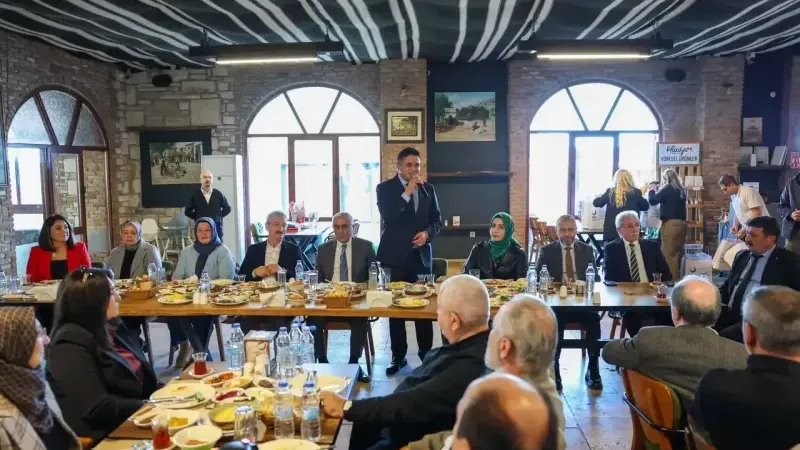 Başkan Serkan Acar’dan Muhtarlar Günü’nde Güçlü Birlik ve Beraberlik Mesajı