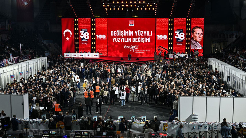 CHP İzmir’de İlçe Kongreleri tamamlandı: Gözler İl Kongresine çevrildi