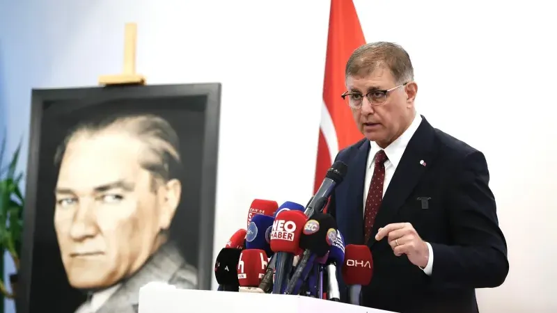 Harmandalı krizi derinleşiyor! Cemil Tugay: “İzmir siyasete kurban edilmesin”