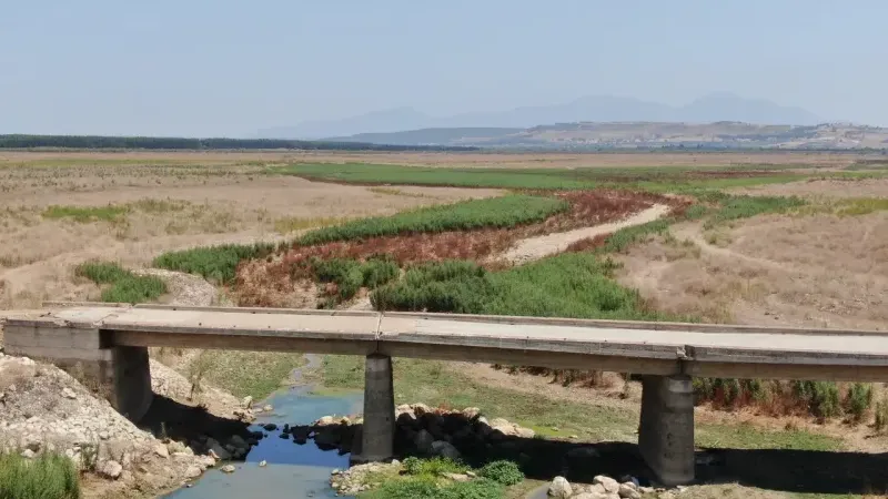 İzmir’de barajlar kurudu: Tahtalı Barajı'nda su seviyesi yüzde 4'ün altına düştü
