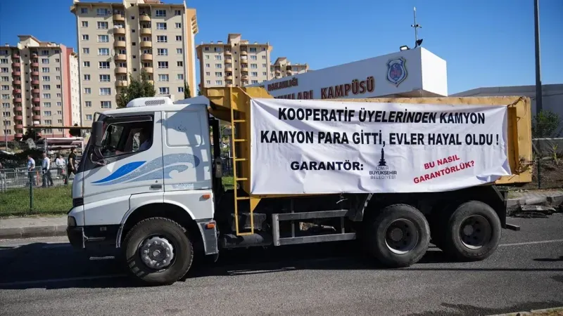 Kooperatif mağdurlarından duruşma öncesi tepki: “Kamyon kamyon para gitti!”