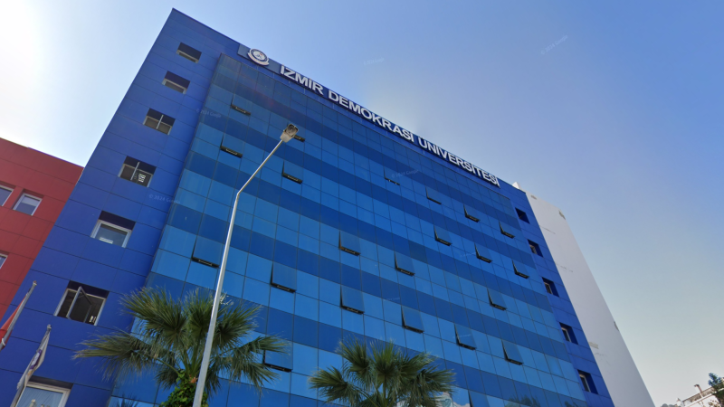Sayıştay’dan İzmir Demokrasi Üniversitesi’ne “Mevzuata Aykırı Harcama” uyarısı