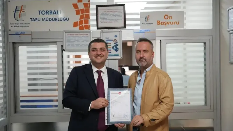 Torbalı Belediyesi’ne dev mülkiyet devri: Yıllardır atıl kalan bina ve spor alanı geri alındı