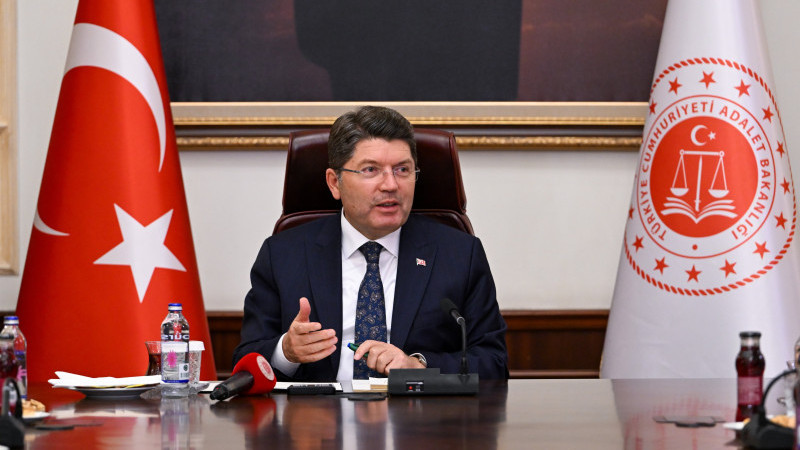 Adalet Bakanı Tunç’tan Bayraklı ve Buca’ya yeni adliye müjdesi!