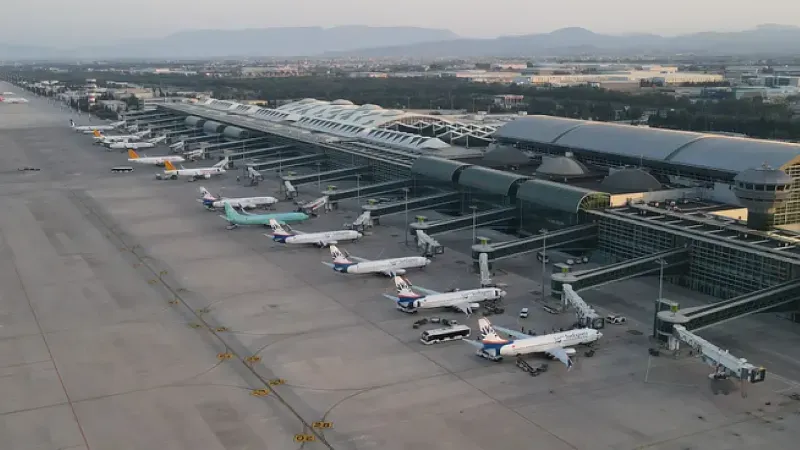 Adnan Menderes Havalimanı’ndaki 2,7 Milyar TL’lik PAT sahası ihalesi TBMM gündeminde