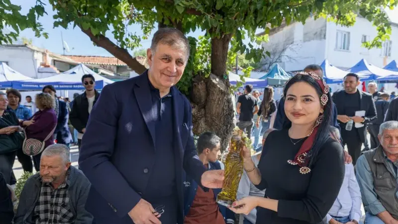 Başkan Tugay: “Köylerimize sahip çıkacağız, üreticiyi yalnız bırakmayacağız”