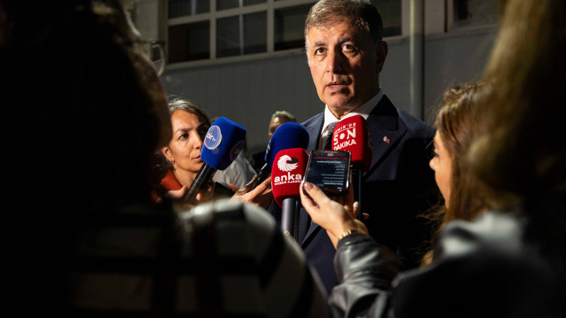 Başkan Tugay’dan uyarı: “Harmandalı bir süre sonra kapatılacak”