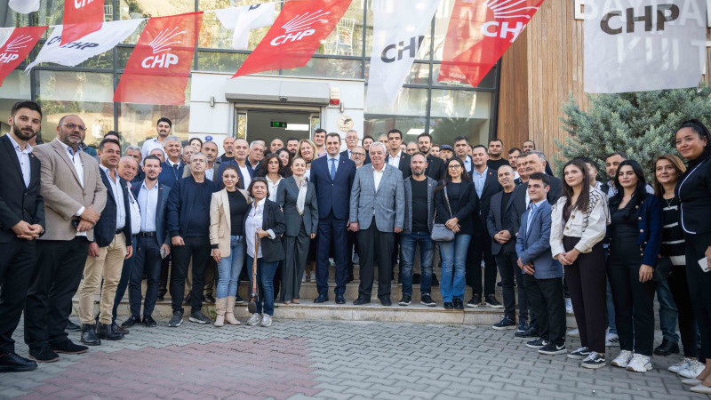 CHP İzmir İl Başkanlığı’nda görev dağılımı belli oldu