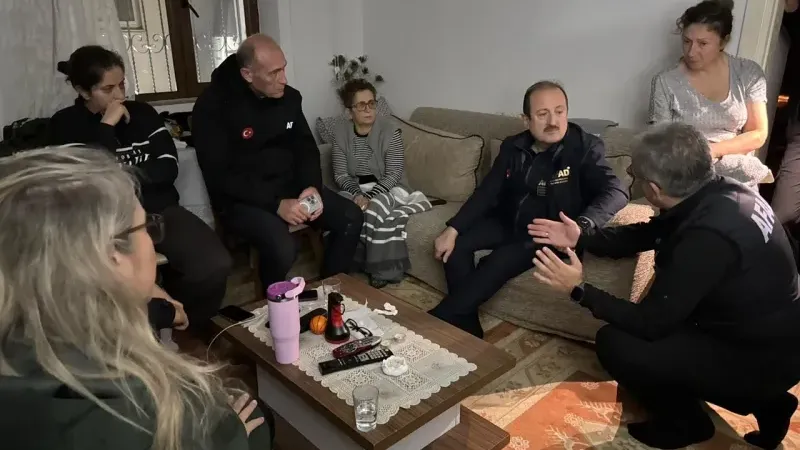 Foça’da sel felaketi: 70 yaşındaki Bülent Kaptanoğlu aranıyor