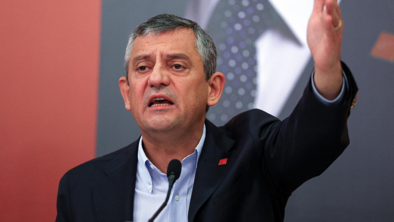 Özgür Özel’den Erdoğan’a İzmir projesi yanıtı: “Kooperatifçilikten tutuklama nerede görülmüş?”