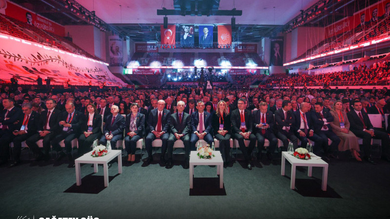 CHP 39. Olağan Kurultayı başladı: Yeni parti programı ve tüzük değişiklikleri onaylandı
