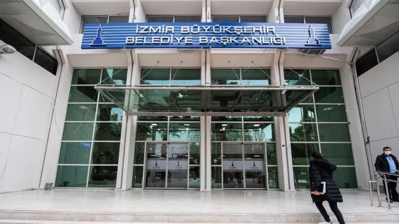 İzmir Büyükşehir Belediyesi’ne İŞKUR’dan alınan 126 işçi İZENERJİ’ye geçti iddiası!