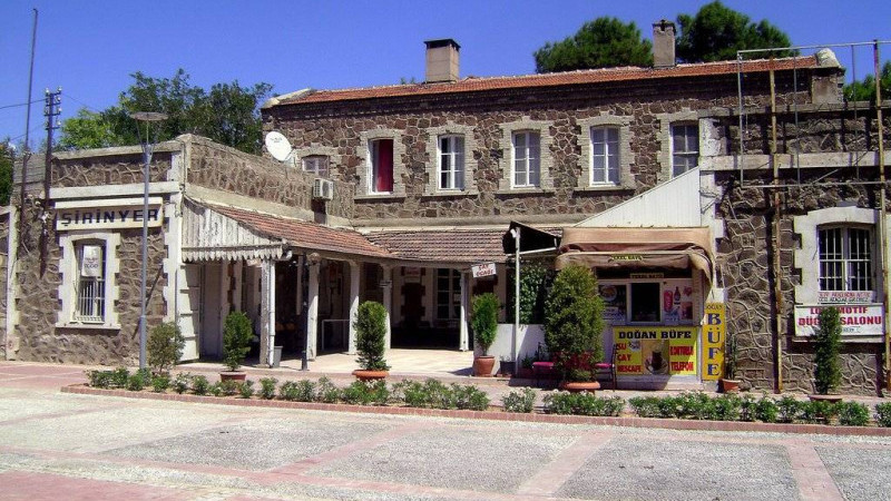 Tarihi şirinyer tren istasyonu'na imar planı onayı