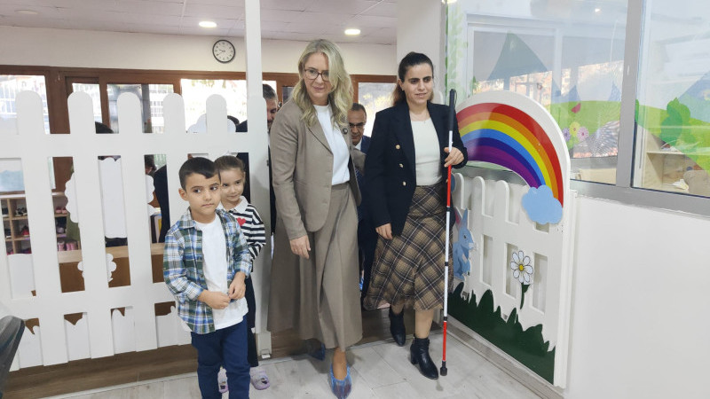 AK Partili Ceyda Bölünmez Çankırı'dan görme engelli öğretmen Burcu Salman’a ziyaret