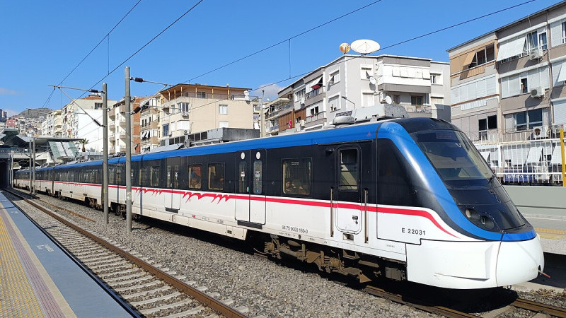 İZBAN'da ücret düzenlemesi: Öğrenciler için indirim!