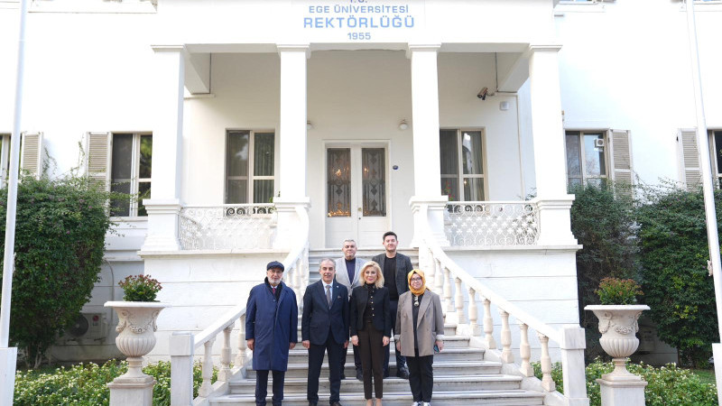 AK Parti'li Bursalı'dan Ege Üniversitesi Rektörü ve Aile ve Sosyal Hizmetler İl Müdürü'ne hayırlı olsun ziyaretleri