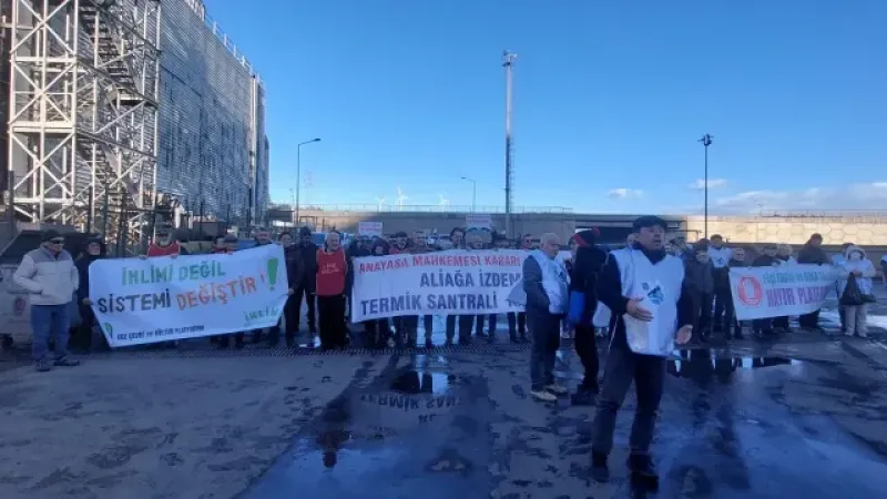 İzmir’de Çevreciler, Termik Santral için eylem düzenledi