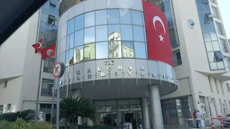 Balçova Belediyesi’nden borçlu belediye personellerine disiplin tehdidi!