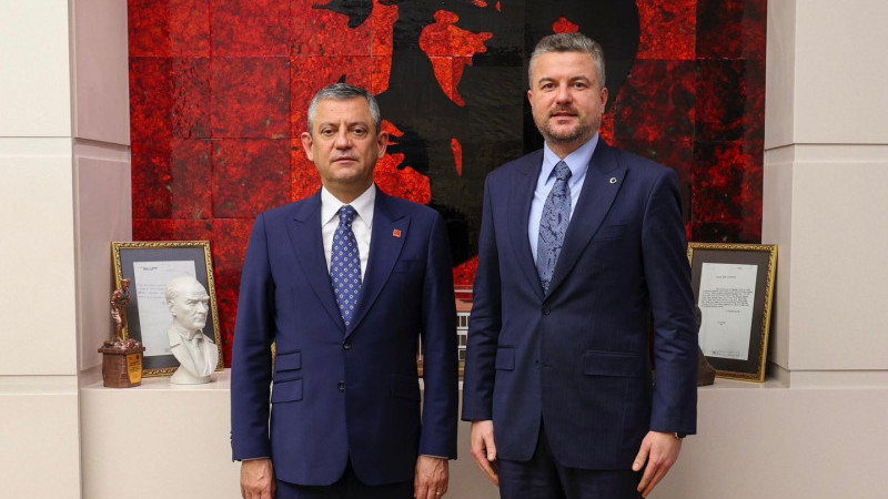 Buca Belediye Başkanı Duman, CHP Lideri Özgür Özel’e projelerini tanıttı