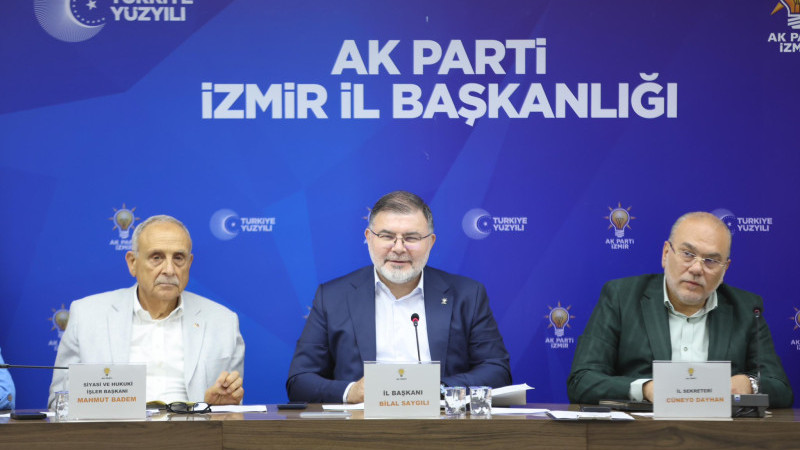 AK Parti İl Başkanlığı’nda çifte toplantı: 