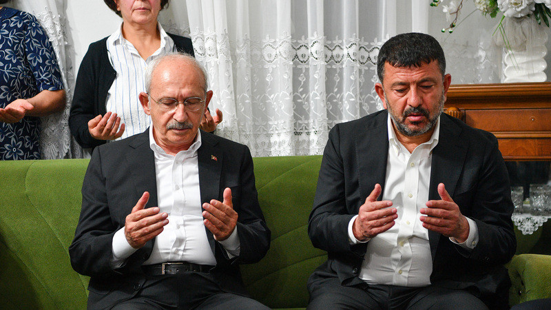 Kılıçdaroğlu 'Rüşvet' dedi, Ağbaba meydan okudu: 