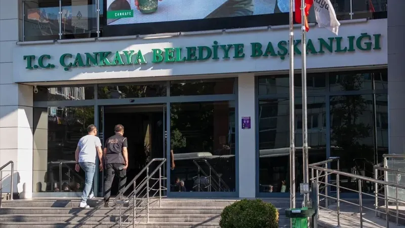 Çankaya Belediyesi’ne operasyon: Belediye başkanı dahil 36 kişi gözaltına alındı