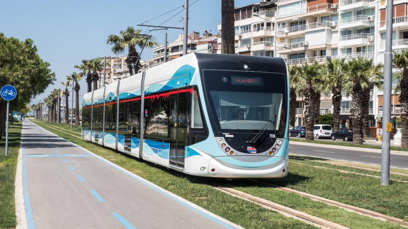 SGK borcu hazine onayına takıldı: İzmir’in 22 araçlık tramvay ihalesi iptal edildi!