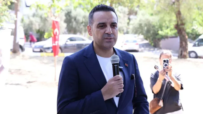 Çiğli Belediye Başkanı Yıldız'dan AK Parti'ye geçiş sürecinde kritik kararlar
