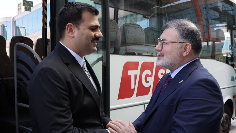 AK Parti İzmir'de mesai başladı: Eyyüp Kadir İnan İzmir programları için kente geldi