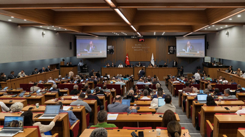 İzmir Büyükşehir Meclisi'nde ESHOT, İZULAŞ ve İZELMAN’ın sermaye artışına oybirliğiyle onay