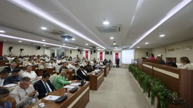 Karabağlar Belediyesi’nde tek madde krizi: 300 bin liralık fatura tepki çekti!