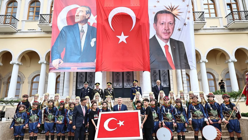 İzmir Valiliğinden Cumhuriyet’in 103. yılına özel kapsamlı etkinlik programı