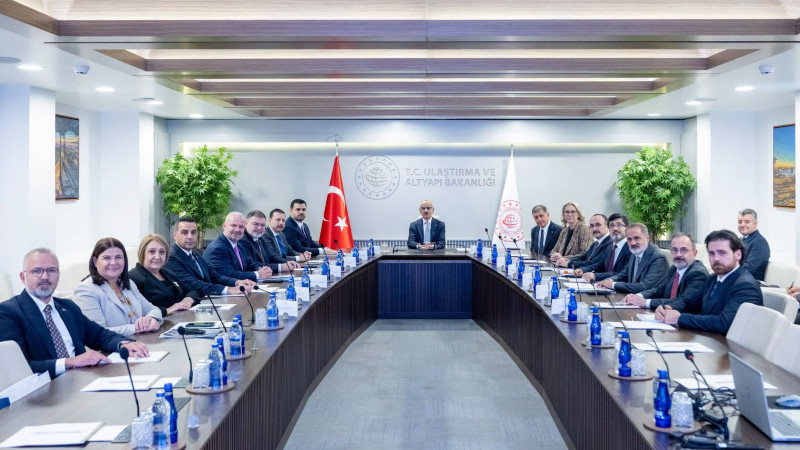 AK Parti İzmir İl Başkanı Bilal Saygılı: “İzmir’imizin ihtiyaçlarını ve öncelikli projelerini ele aldık”