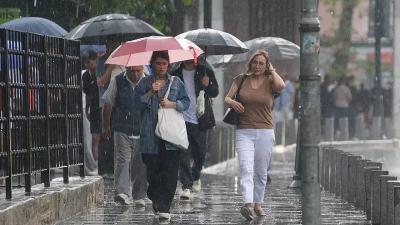 İzmir geneline meteorolojiden 'Sarı' alarm: Sağanak yağış haftayı esir alacak!